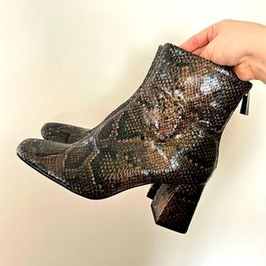 Zara Reptile print booties / HEELED ANIMAL PRINT BOOTS